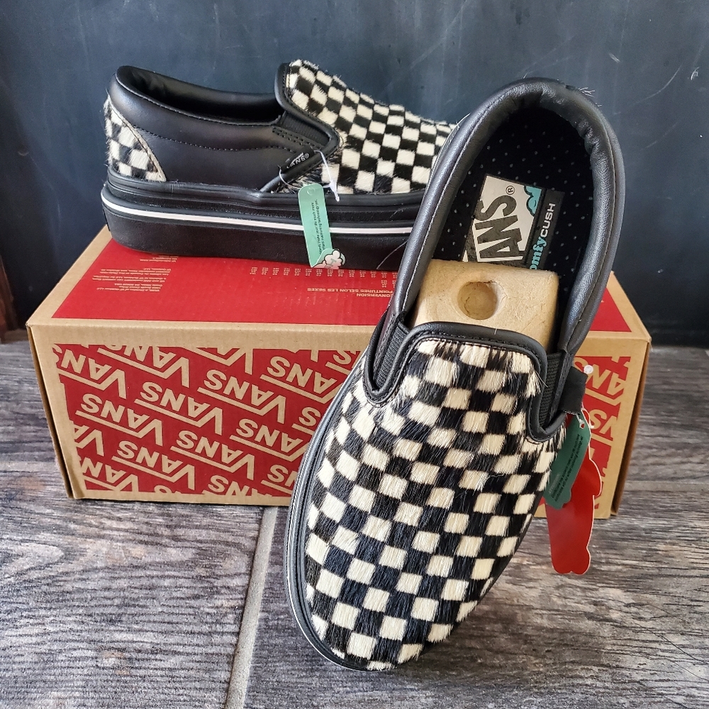 NWT Vans Super Comfycush Fury Black White Sneakers